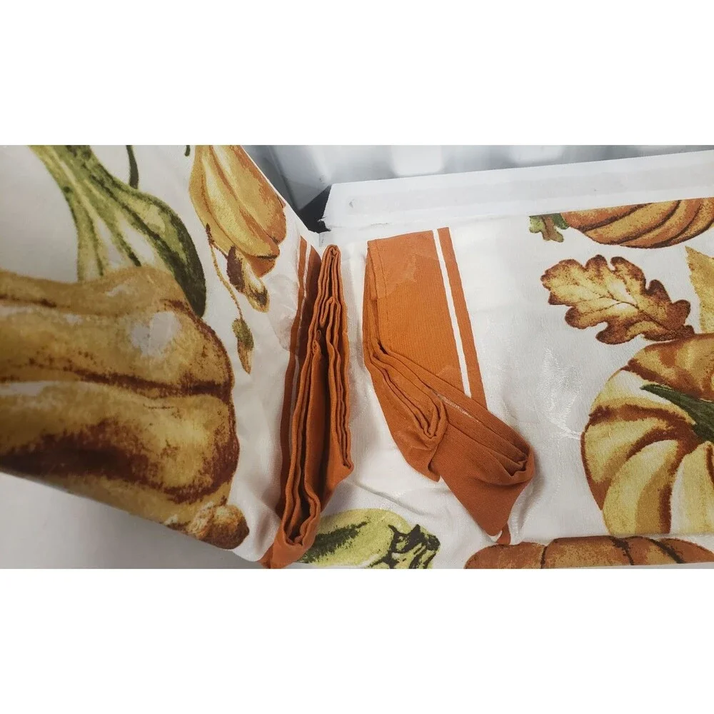 1 Fabric Tablecloth, 52